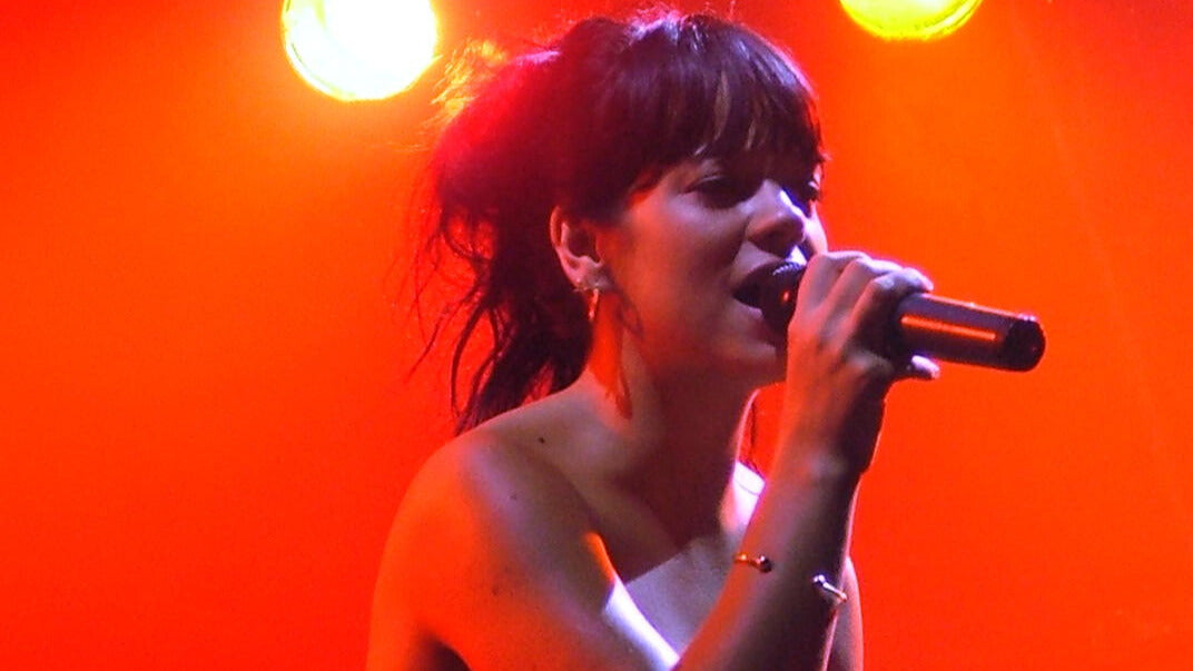 Hypno-Dieting: Lily Allen’s Press Story on Weight Loss